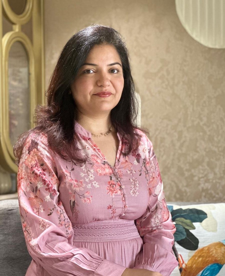 Pooja Gulati, tarot reader